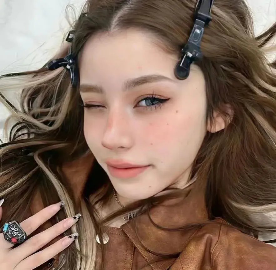 骄阳似火